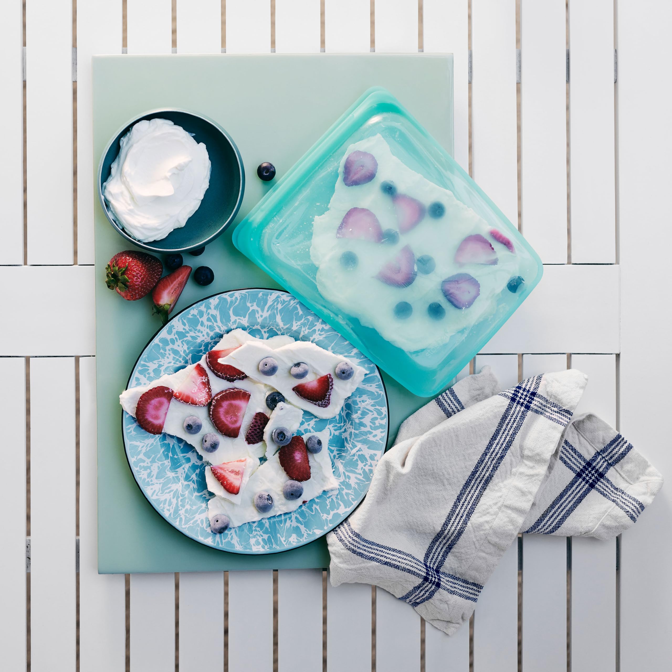 Stasher Silicone Reusable Food Storage Bags, 4-Pack, Reusable Freezer Bags, Microwave, Dishwasher, Oven Safe, Sous Vide, Premium Lunch Containers, Eco Friendly, Snack Bags, Food-safe Silicone, Clear | Reusable Food Bags