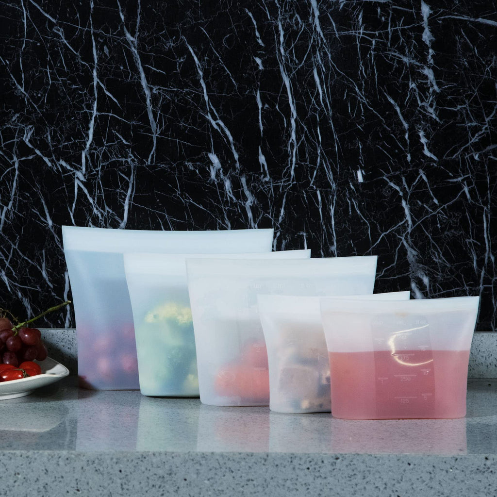 Winrock Reusable 100% Silicone Food Storage Bags, Sandwich Snack Bags New Generation Stand Up Zip Container for Soup and Leftovers, Plastice & BPA Free, Microwave Oven Safe 3 Pack (51oz, 34oz, 17oz)